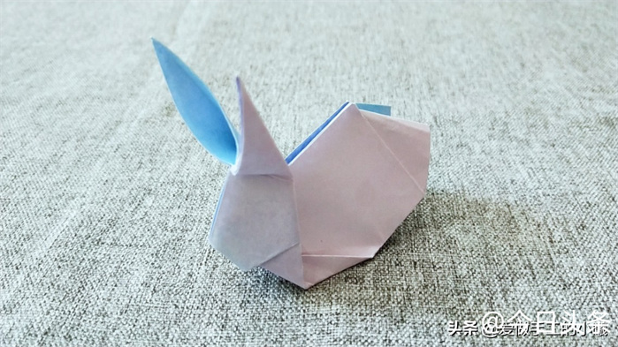 小兔子折纸步骤 手工折兔子的折法教程