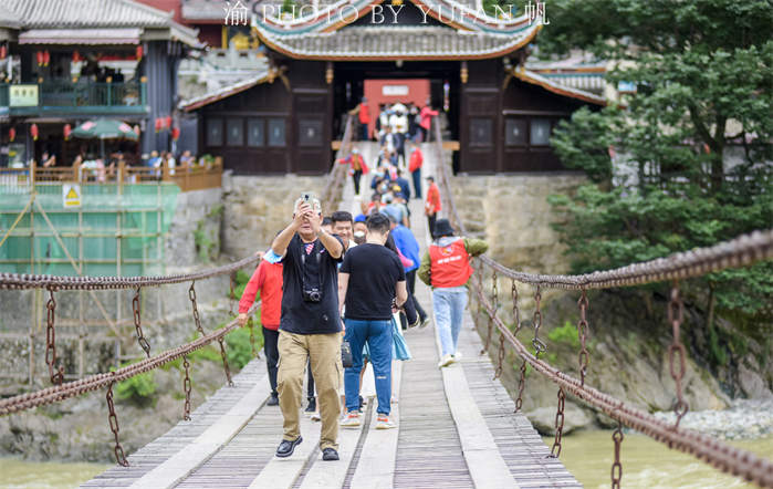 泸定桥在哪里 泸定桥在哪条河上