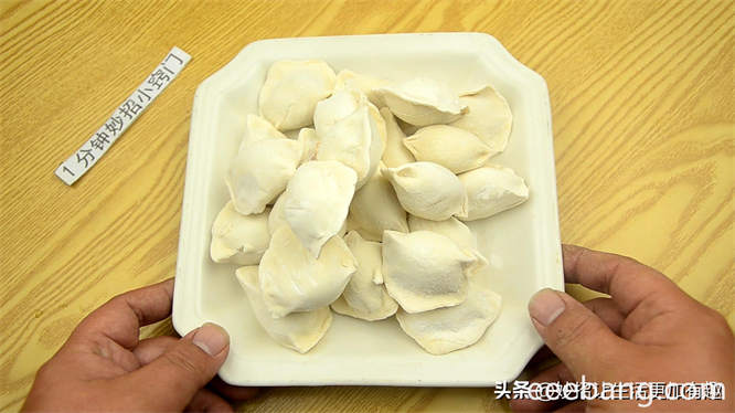 速冻水饺的正确煮法 煮速冻饺子用冷水还是热水